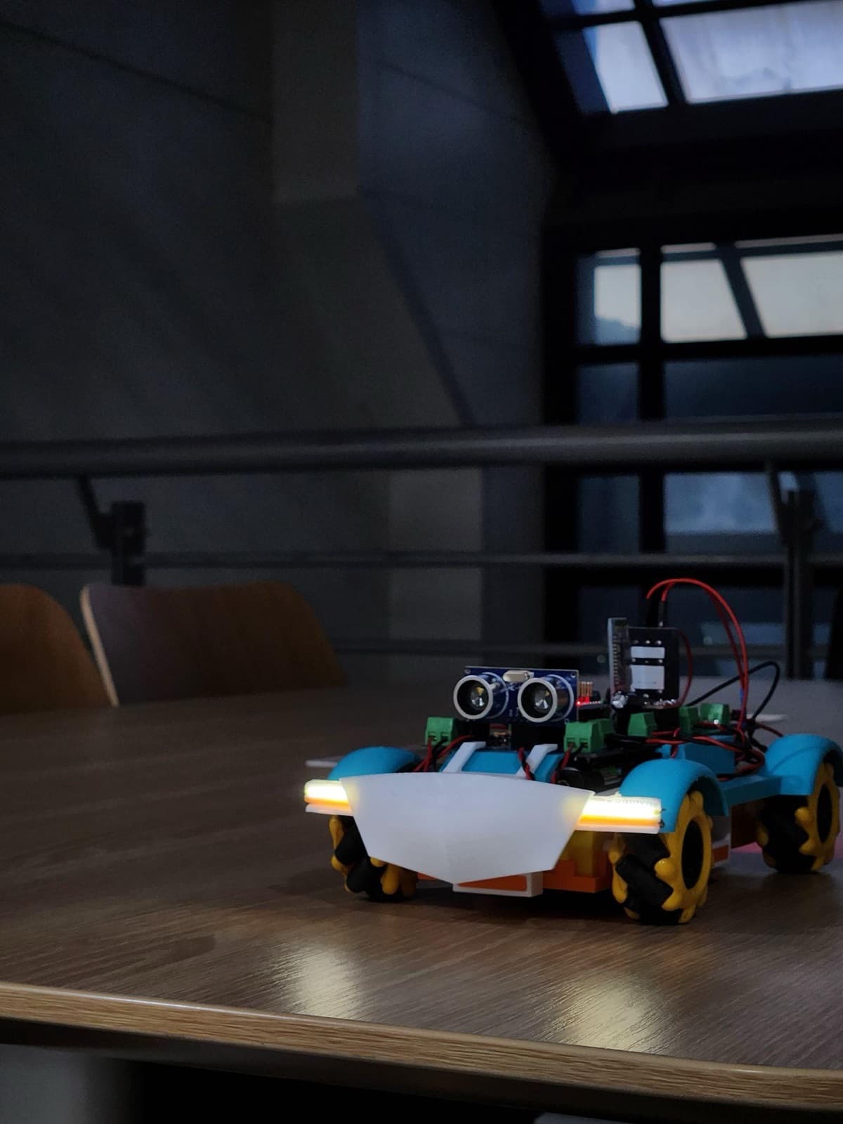 HandyBot